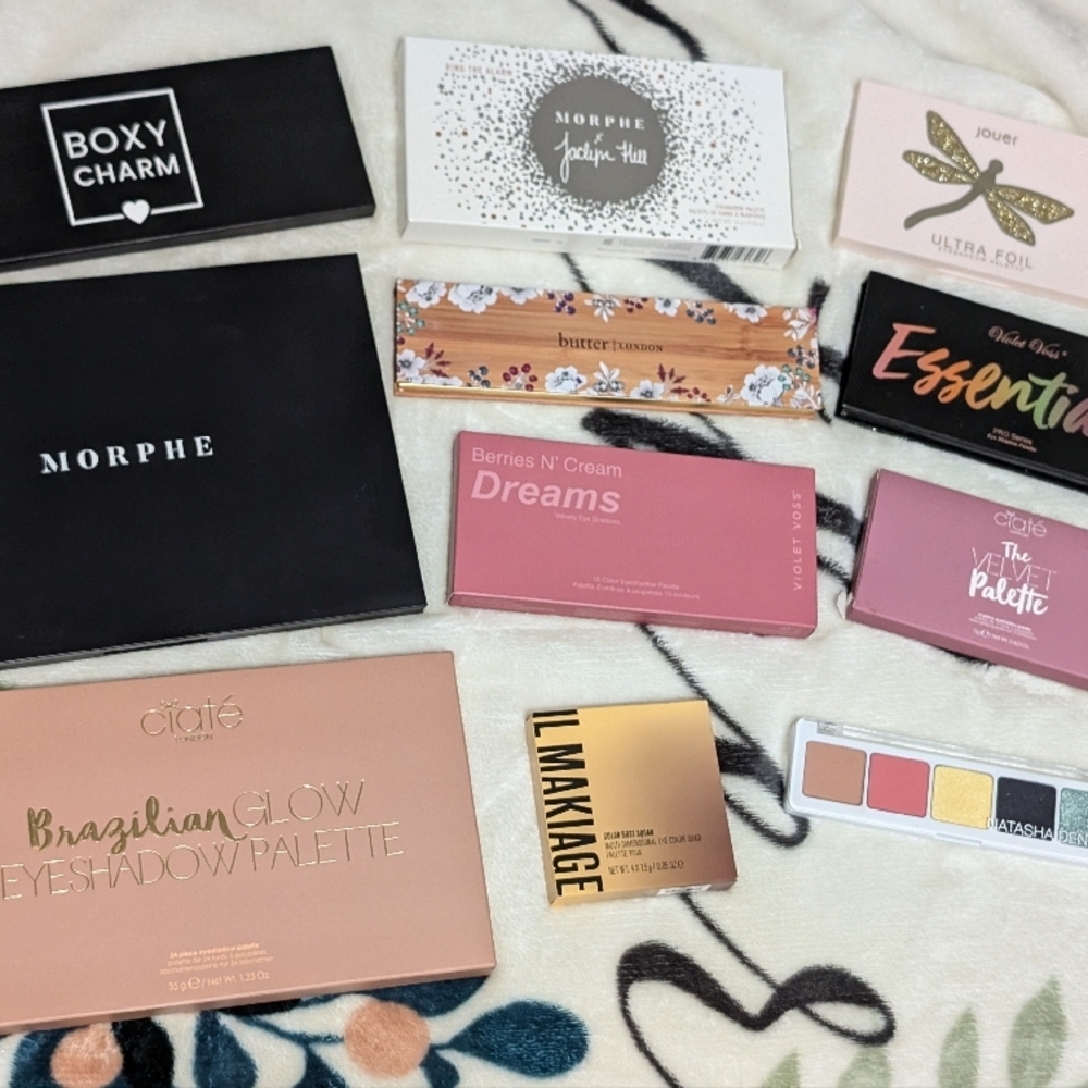 Holiday Makeup Bundle!